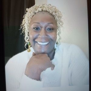 Meet your Posher, Janice